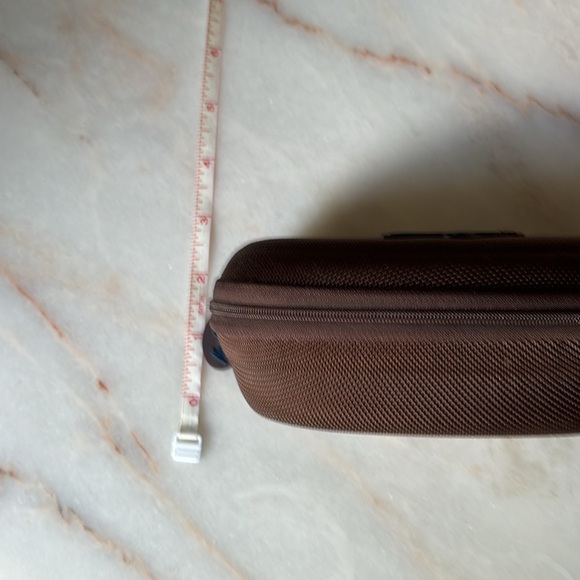 MAUI JIM SUNGLASSES HARD CASE - Picture 13 of 13